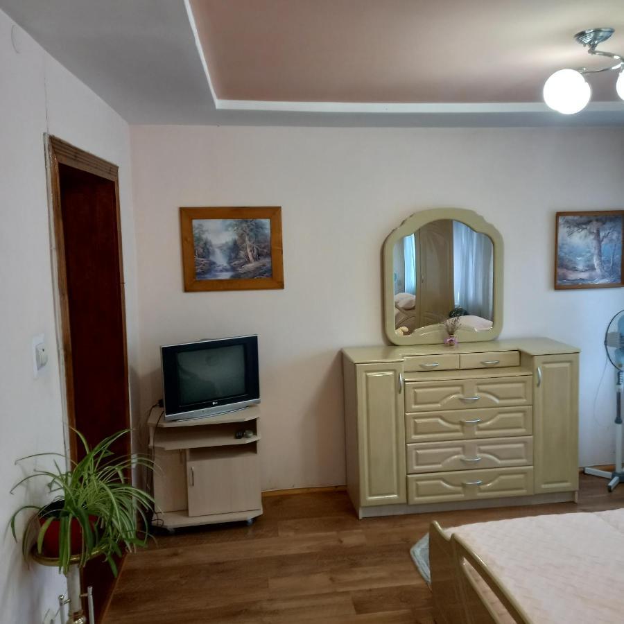 Лаванда Jaremče Esterno foto